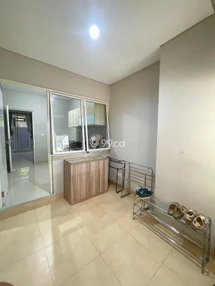 DISEWAKAN RUMAH CANTIK DI CLUSTER CENTRONIA – SENTUL CITY DISEWAKAN RUMAH CANTIK DI CLUSTER CENTRONIA – SENTUL CITY