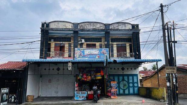 Ruko Gandeng 3 ada sisa lahan dibelakang Ruko Gandeng 3 ada sisa lahan dibelakang