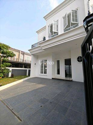 Rumah Baru Design American Classic Jatiwaringin Bekasi Rumah Baru Design American Classic Jatiwaringin Bekasi