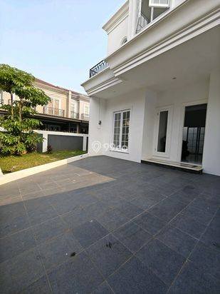 Rumah Baru Design American Classic Jatiwaringin Bekasi Rumah Baru Design American Classic Jatiwaringin Bekasi