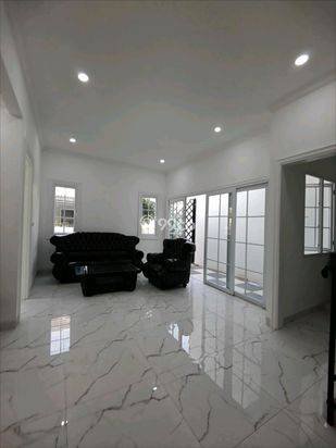 Rumah Baru Design American Classic Jatiwaringin Bekasi Rumah Baru Design American Classic Jatiwaringin Bekasi
