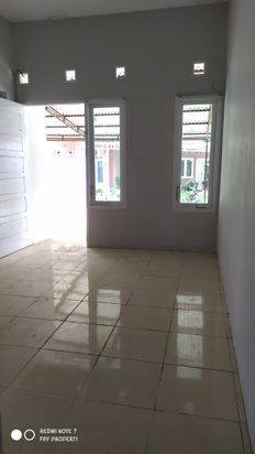 Jual Murah Rumah 2 Lantai Komplek NEW CASTLE, One Gate System, Security 24 Jam Lokasi K. Bawah-Mayang Kota Jambi Jual Murah Rumah 2 Lantai Komplek NEW CASTLE, One Gate System, Security 24 Jam Lokasi K. Bawah-Mayang Kota Jambi