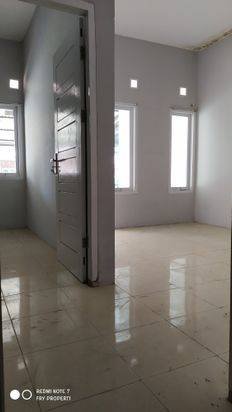 Jual Murah Rumah 2 Lantai Komplek NEW CASTLE, One Gate System, Security 24 Jam Lokasi K. Bawah-Mayang Kota Jambi Jual Murah Rumah 2 Lantai Komplek NEW CASTLE, One Gate System, Security 24 Jam Lokasi K. Bawah-Mayang Kota Jambi