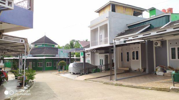 Jual Murah Rumah 2 Lantai Komplek NEW CASTLE, One Gate System, Security 24 Jam Lokasi K. Bawah-Mayang Kota Jambi Jual Murah Rumah 2 Lantai Komplek NEW CASTLE, One Gate System, Security 24 Jam Lokasi K. Bawah-Mayang Kota Jambi