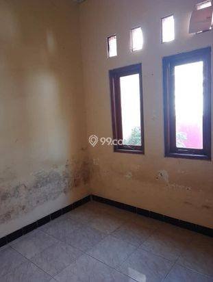 Colomadu Karanganyar Rumah Secondary LT 132m² Bangunan 70m² Colomadu Karanganyar Rumah Secondary LT 132m² Bangunan 70m²