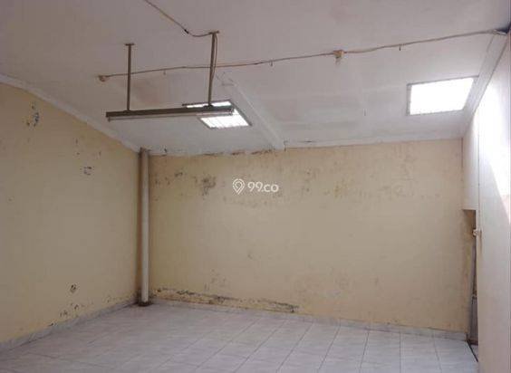Colomadu Karanganyar Rumah Secondary LT 132m² Bangunan 70m² Colomadu Karanganyar Rumah Secondary LT 132m² Bangunan 70m²