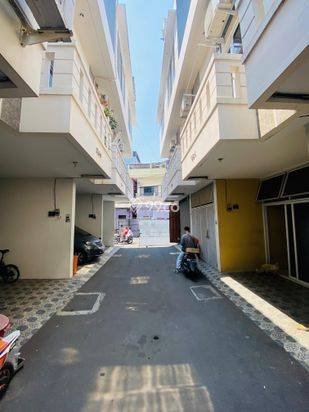 DI JUAL CEPAT! RUMAH SEKITAR KEMAYORAN JAKARTA PUSAT DI JUAL CEPAT! RUMAH SEKITAR KEMAYORAN JAKARTA PUSAT