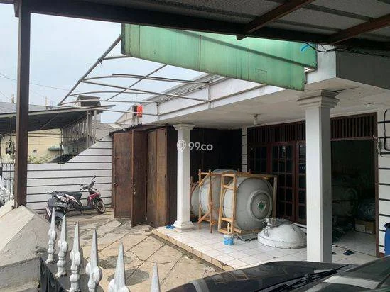 Rumah OLD MONEY 500meter Strategis Siap jadi cluster Rumah OLD MONEY 500meter Strategis Siap jadi cluster