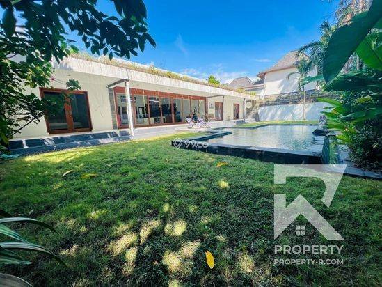 Spacious 3 Bedroom Private Villa Umalas Bali for Rent Yearly Spacious 3 Bedroom Private Villa Umalas Bali for Rent Yearly