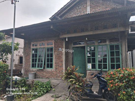 SPECIAL OFFER! Rumah Secondary di Tugu, Semarang, LT 175m² Luas Bangunan 165m² SPECIAL OFFER! Rumah Secondary di Tugu, Semarang, LT 175m² Luas Bangunan 165m²