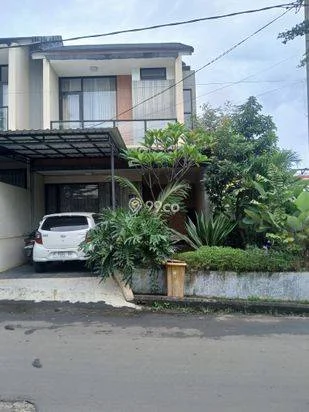 Jual Rumah 2 Lantai di Depok Lokasi Strategis dekat Tol Desari & Terminal Sawangan Jual Rumah 2 Lantai di Depok Lokasi Strategis dekat Tol Desari & Terminal Sawangan