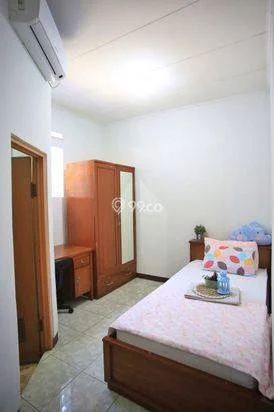 Kost Premium di Lokasi Strategis, Pinggir Jalan Utama, Aman & Tenang Kost Premium di Lokasi Strategis, Pinggir Jalan Utama, Aman & Tenang