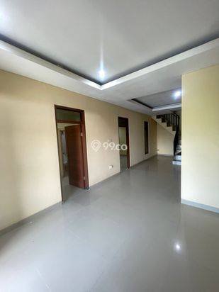 Di sewakan Rumah Lokasi Strategis lokasi Kuta Utara, Unfurnished, 5 Kamar Tidur Di sewakan Rumah Lokasi Strategis lokasi Kuta Utara, Unfurnished, 5 Kamar Tidur