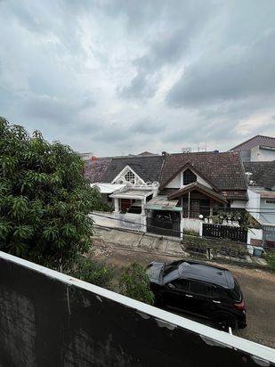 Dijual Rumah 2 lantai di Vila Melati Mas Dijual Rumah 2 lantai di Vila Melati Mas