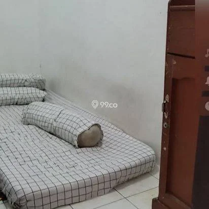 Disewakan Kost Putri Islami Mampang murah, strategis, bebas banjir. Disewakan Kost Putri Islami Mampang murah, strategis, bebas banjir.