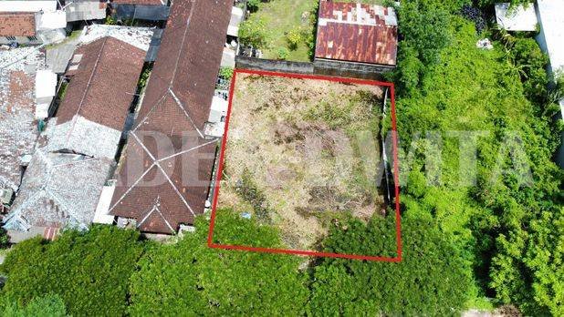 Tanah jalan taman sari kerobokan dkt persada balikiddy Tanah jalan taman sari kerobokan dkt persada balikiddy