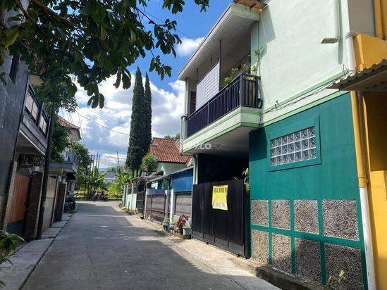 Hunian Terjangkau! Dijual Rumah Secondary area Cimahi Utara, LT 69m² LB 139m² Hunian Terjangkau! Dijual Rumah Secondary area Cimahi Utara, LT 69m² LB 139m²