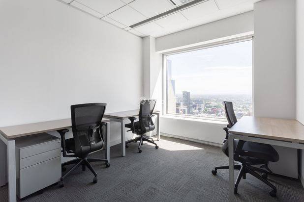 Akses satu harga ke ruang kerja, kantor virtual, dan ruang rapat di Regus Crea Akses satu harga ke ruang kerja, kantor virtual, dan ruang rapat di Regus Crea