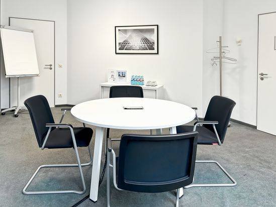 Singgah, bekerja, atau berkolaborasi di pusat bisnis HQ Lippo Thamrin profesional kami Singgah, bekerja, atau berkolaborasi di pusat bisnis HQ Lippo Thamrin profesional kami