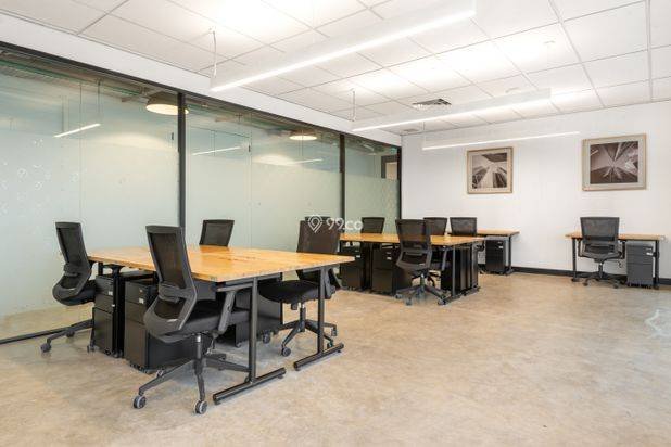 Akses satu harga ke ruang kerja, kantor virtual, dan ruang rapat di Signature South Quarter Akses satu harga ke ruang kerja, kantor virtual, dan ruang rapat di Signature South Quarter