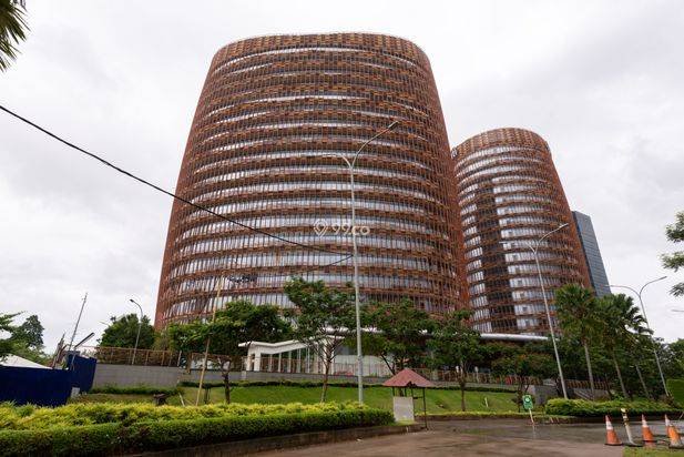 Akses satu harga ke ruang kerja, kantor virtual, dan ruang rapat di Signature South Quarter Akses satu harga ke ruang kerja, kantor virtual, dan ruang rapat di Signature South Quarter