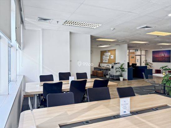 Ruang kerja, layanan, dan dukungan untuk membantu Anda bekerja lebih baik di HQ Menara Caraka Ruang kerja, layanan, dan dukungan untuk membantu Anda bekerja lebih baik di HQ Menara Caraka