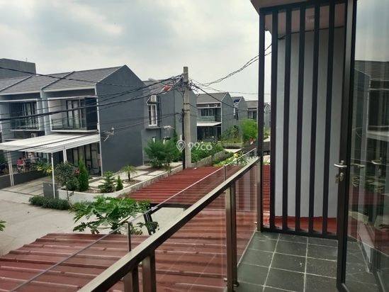 Rumah Dijual Take Over Ciluar Cimandala Bogor Strategis dekat Tol di Graha Laras Sentul DP 98 JT Rumah Dijual Take Over Ciluar Cimandala Bogor Strategis dekat Tol di Graha Laras Sentul DP 98 JT