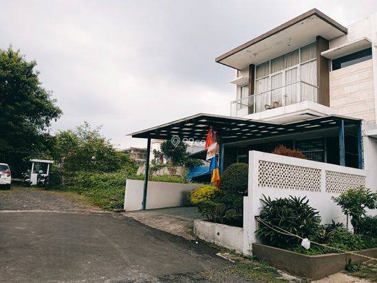 Dijual Rumah Komplek Sarijadi Dekat Kampus Maranatha Dijual Rumah Komplek Sarijadi Dekat Kampus Maranatha
