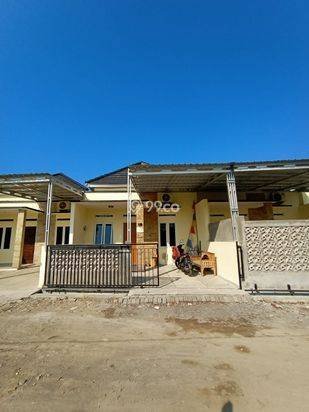 CLUSTER LIMASAN PERUMAHAN TLOGOMULYO PEDURUNGAN-SEMARANG TIMUR CLUSTER LIMASAN PERUMAHAN TLOGOMULYO PEDURUNGAN-SEMARANG TIMUR
