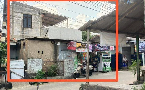 Di Jual Tanah beserta Bangunan di Pinggir Jalan Di Jual Tanah beserta Bangunan di Pinggir Jalan