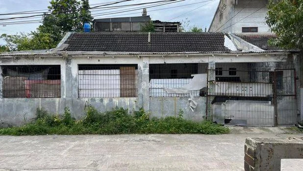 Dijual Cepat! Rumah Dekat Summarecon, Kereta Cepat Tegalluar, Al-Jabbar, Luas Tanah 180m² Bebas Banjir, Akses Besar, Hook Dijual Cepat! Rumah Dekat Summarecon, Kereta Cepat Tegalluar, Al-Jabbar, Luas Tanah 180m² Bebas Banjir, Akses Besar, Hook