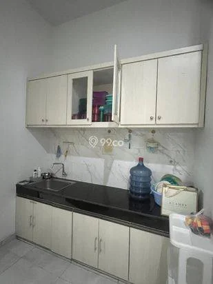 RUMAH EXKLUSIF DI PUSAT PERKOTAAN RUMAH EXKLUSIF DI PUSAT PERKOTAAN