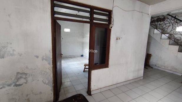 Dikontrakkan Rumah 3 Lantai di Dalung Permai Kuta Utara dekat ke Canggu Dikontrakkan Rumah 3 Lantai di Dalung Permai Kuta Utara dekat ke Canggu