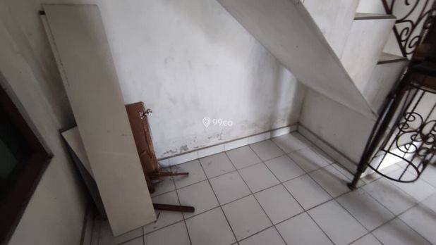 Dikontrakkan Rumah 3 Lantai di Dalung Permai Kuta Utara dekat ke Canggu Dikontrakkan Rumah 3 Lantai di Dalung Permai Kuta Utara dekat ke Canggu