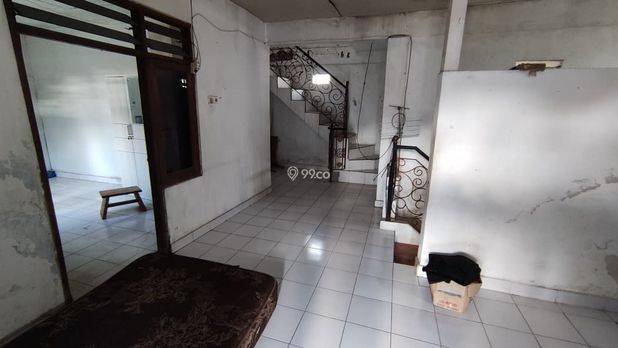 Dikontrakkan Rumah 3 Lantai di Dalung Permai Kuta Utara dekat ke Canggu Dikontrakkan Rumah 3 Lantai di Dalung Permai Kuta Utara dekat ke Canggu