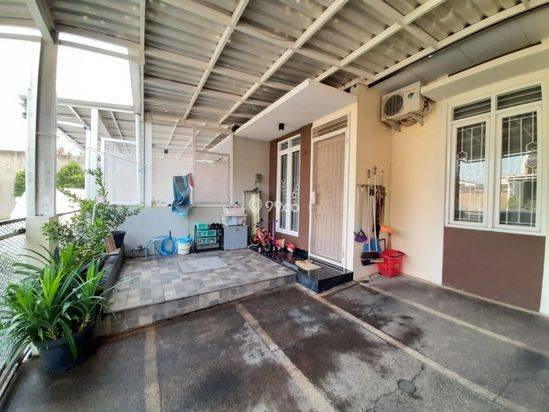 Disewakan Rumah Minimalis Semi Furnished di Taman Kopo Indah TKI 1 Disewakan Rumah Minimalis Semi Furnished di Taman Kopo Indah TKI 1
