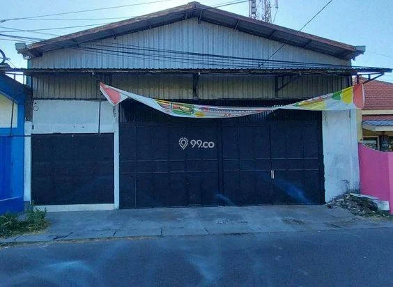 Dijual! Gudang + Kantor Lokasi Strategis dengan Area Bisnis Dijual! Gudang + Kantor Lokasi Strategis dengan Area Bisnis