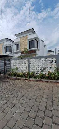 Sewa Rumah Cantik 2 Lantai di Perdana Cluster Mumbul – Nyaman & Eksklusif Sewa Rumah Cantik 2 Lantai di Perdana Cluster Mumbul – Nyaman & Eksklusif