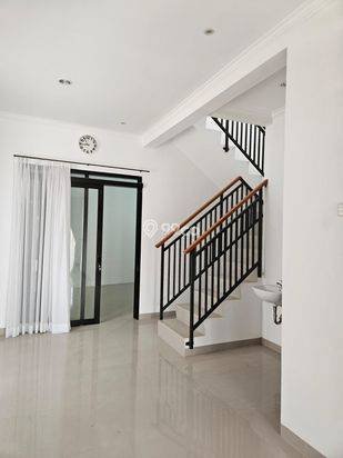 Rumah Komplek Sariwangi Hook One Gate System View Asri Rumah Komplek Sariwangi Hook One Gate System View Asri