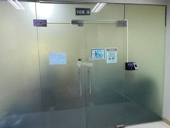 Office Space full furnish siap pakai Office Space full furnish siap pakai