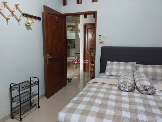 Kost 200m dari Kampus APP & ISTN Khusus Putri (Rumah dalam Cluster) Kost 200m dari Kampus APP & ISTN Khusus Putri (Rumah dalam Cluster)