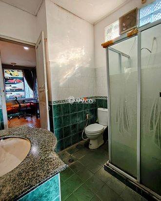 AMS-020.BTR 🏡 Rumah Mewah 2 Lantai di Kawasan Elit Tukad Musi Renon – 5 Kamar, Halaman Luas & Fasilitas Lengkap! AMS-020.BTR 🏡 Rumah Mewah 2 Lantai di Kawasan Elit Tukad Musi Renon – 5 Kamar, Halaman Luas & Fasilitas Lengkap!