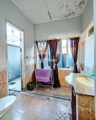 AMS-020.BTR 🏡 Rumah Mewah 2 Lantai di Kawasan Elit Tukad Musi Renon – 5 Kamar, Halaman Luas & Fasilitas Lengkap! AMS-020.BTR 🏡 Rumah Mewah 2 Lantai di Kawasan Elit Tukad Musi Renon – 5 Kamar, Halaman Luas & Fasilitas Lengkap!