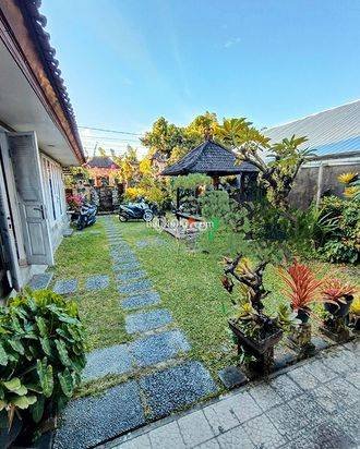 AMS-020.BTR 🏡 Rumah Mewah 2 Lantai di Kawasan Elit Tukad Musi Renon – 5 Kamar, Halaman Luas & Fasilitas Lengkap! AMS-020.BTR 🏡 Rumah Mewah 2 Lantai di Kawasan Elit Tukad Musi Renon – 5 Kamar, Halaman Luas & Fasilitas Lengkap!