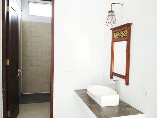 AMR-057.RSH | Rumah Kantor Disewakan – Strategis di Jalan Pulau Komodo, Sanglah, Denpasar - Barat AMR-057.RSH | Rumah Kantor Disewakan – Strategis di Jalan Pulau Komodo, Sanglah, Denpasar - Barat