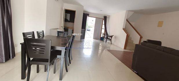 DISEWAKAN • Rumah Villa Panbil • 4 Kamar Tidur • Luas Rumah 200m² • Full Furnished DISEWAKAN • Rumah Villa Panbil • 4 Kamar Tidur • Luas Rumah 200m² • Full Furnished