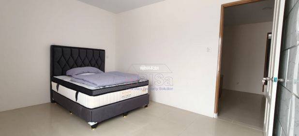 DISEWAKAN • Rumah Villa Panbil • 4 Kamar Tidur • Luas Rumah 200m² • Full Furnished DISEWAKAN • Rumah Villa Panbil • 4 Kamar Tidur • Luas Rumah 200m² • Full Furnished