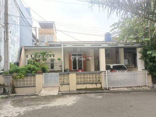 Disewakan Rumah Hook Luas Siap Huni di Serpong Disewakan Rumah Hook Luas Siap Huni di Serpong