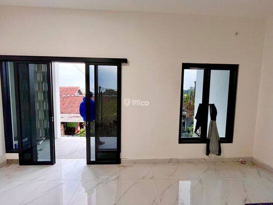 RUMAH MEWAH 2 LANTAI DEKAT TERMINAL CONDONG CATUR RUMAH MEWAH 2 LANTAI DEKAT TERMINAL CONDONG CATUR