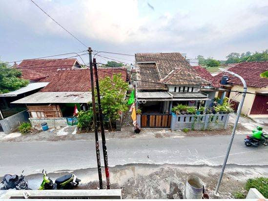 RUMAH MEWAH 2 LANTAI DEKAT TERMINAL CONDONG CATUR RUMAH MEWAH 2 LANTAI DEKAT TERMINAL CONDONG CATUR